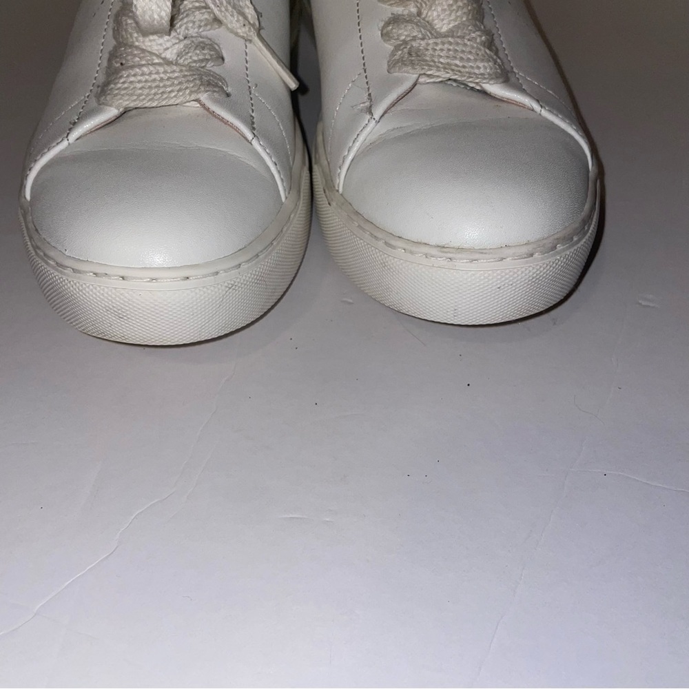 Kate Spade Angelise White‎ Gold Leather Silhouette Sneakers Tennis Shoes Sz 8.5B - Picture 4 of 6